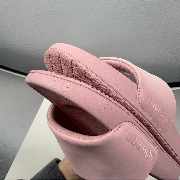 Lululemon Women’s Restfeel Slide Pink Haze - Size 6 - Picture 10 of 13